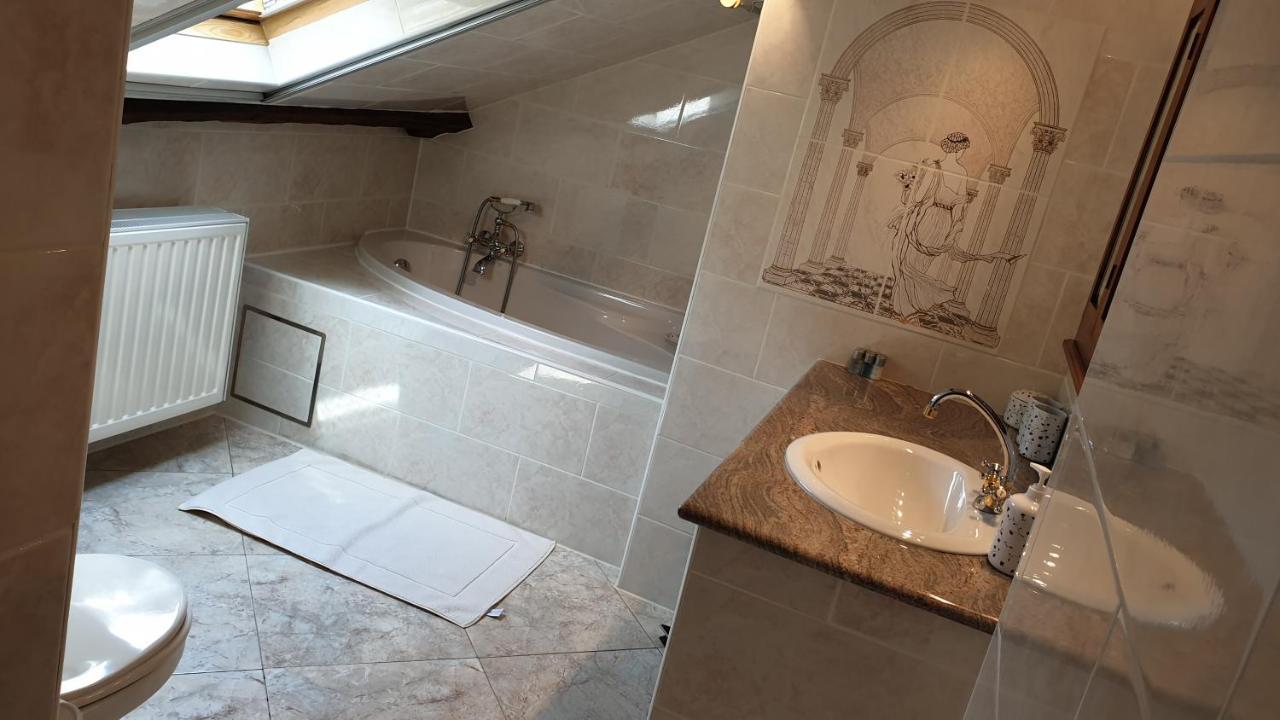 Le Prangeleux Bed & Breakfast Tenneville Eksteriør bilde